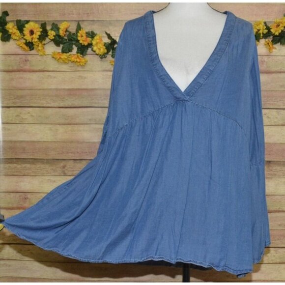 Hannah Tencel Chambray Blouse Top Long Bell Sleeve V-Neck Peplum Hem Plus 1X - Picture 5 of 10